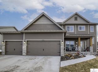 7119 N 163rd St, Bennington, NE 68007