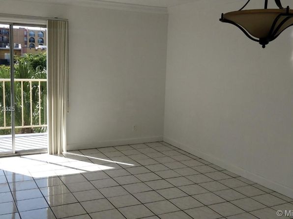 801 NW 47th Ave APT 412W