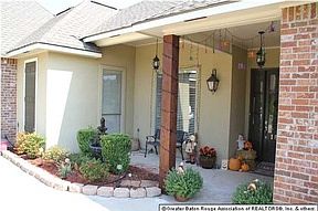 1st image of 18106 Manning Dr