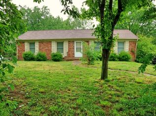 642 Harding Pl, Nashville, TN 37211
