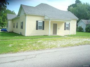 318 E 2nd St, Montgomery City, MO 63361