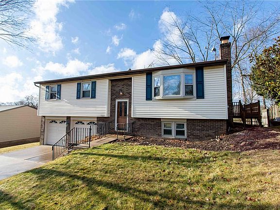 2nd image of 721 Bar Harbor Dr