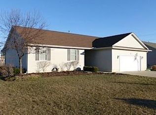 806 Bobwhite Ln, Milan, MI 48160