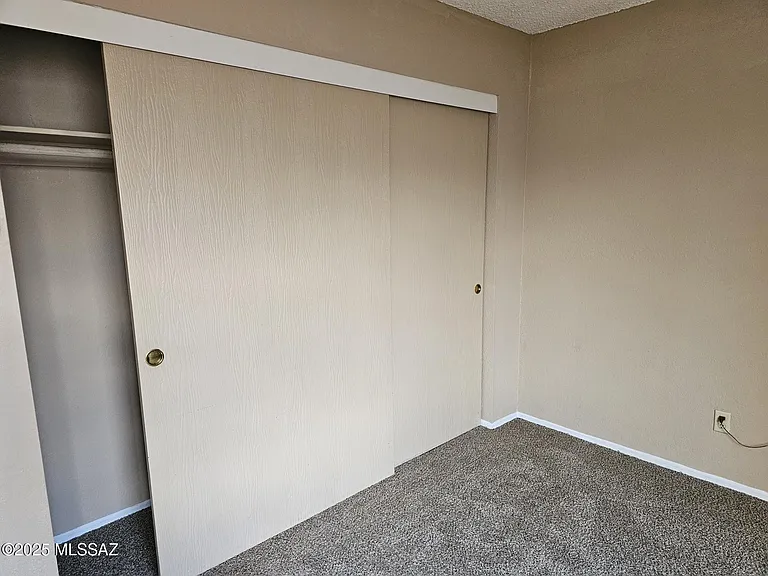 820 S Langley Ave #204 — Photo 11
