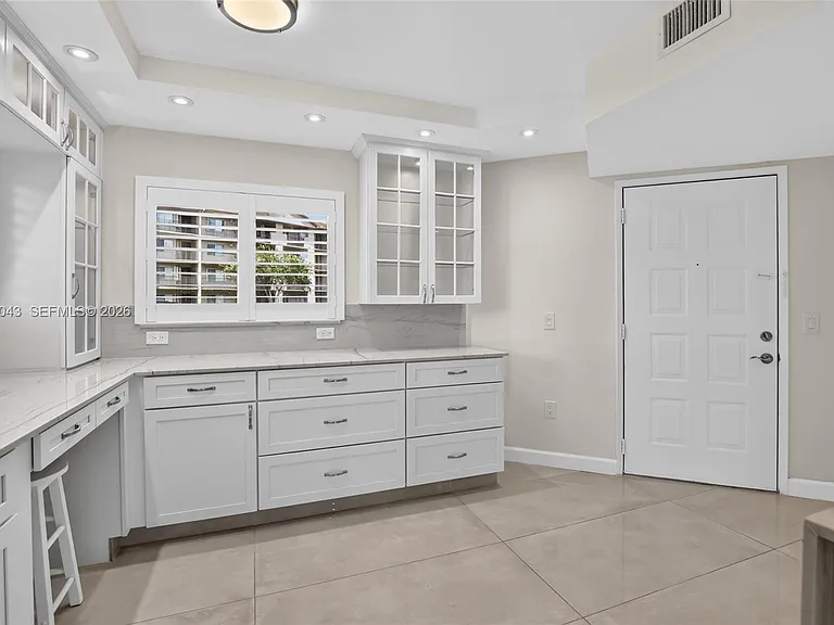 13800 SW 14th St #114C — Photo 3