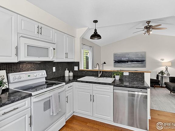 3rd image of 1614 Ervine Ave