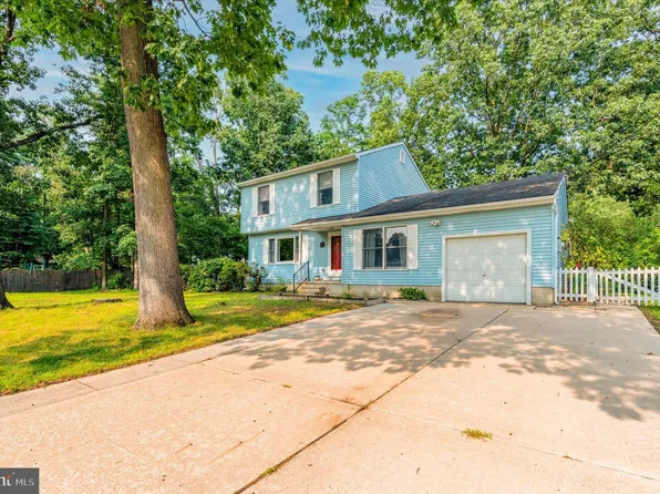 227 Dobson Ln, Cherry Hill, NJ 08003
