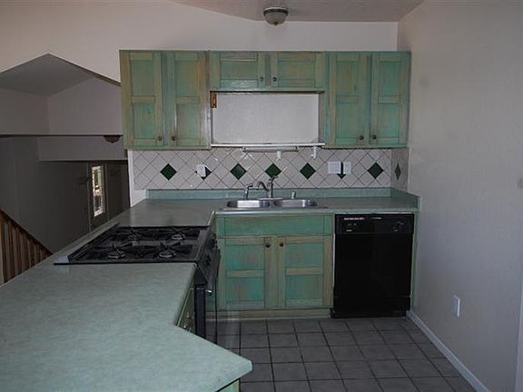 5th image of 51 Gilbert Pl