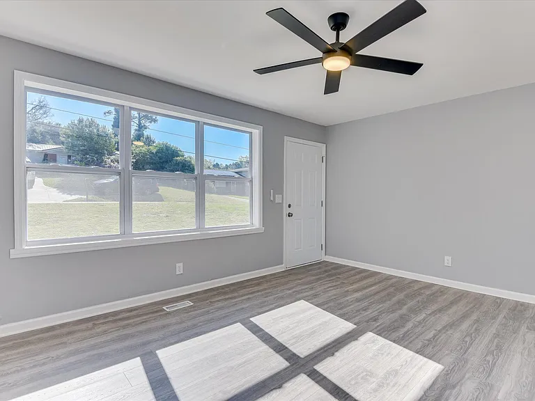 2202 Vireo Dr — Photo 7