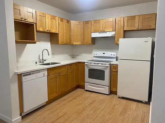 4th image of 2301 Jackson St
