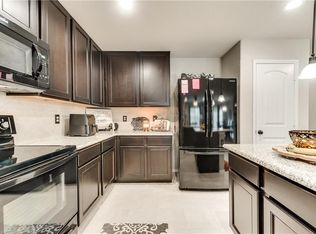 2012 Windsong Dr, Heartland, TX 75126