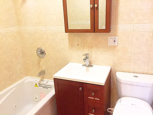 Rented by Rapid Realty Cobble Hill | media 85
