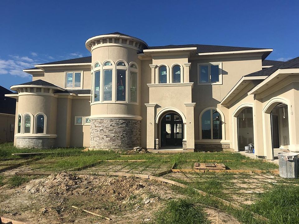 1st image of 19110 S Frio River Cir
