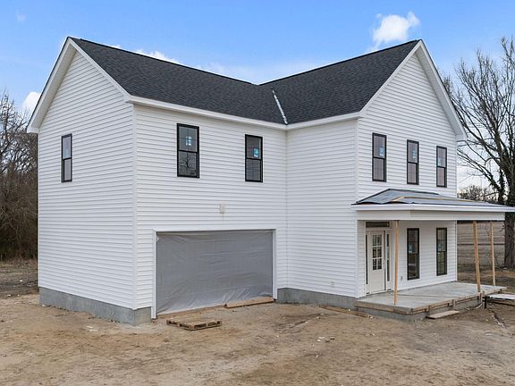 2nd image of 1851 Carraway Road