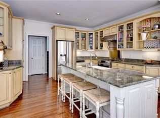2904 E Island Rd, Williamsburg, VA 23185