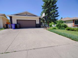 14 NE Mount Brazeau Rd W, Lethbridge, AB T1K 6L6