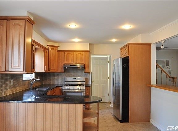 5th image of 20820 50th Ave