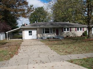 11612 Deering Rd, Louisville, KY 40272