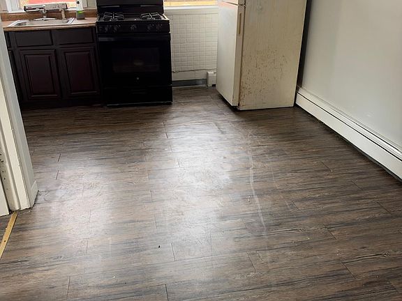 2nd image of 285 McClellan St #33