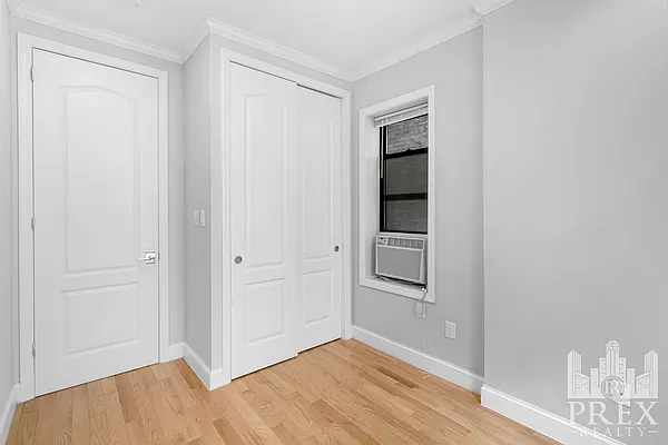 Bedroom, photo 5