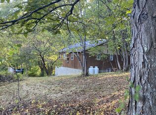 9425 Stone Rd, Athens, OH 45701