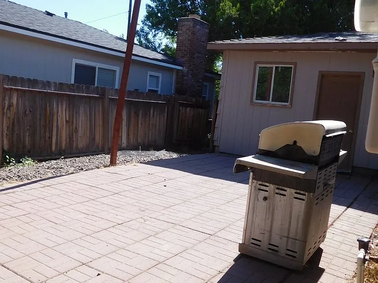 1150 Ralston St — Photo 13