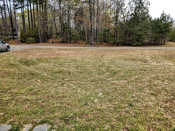 3rd image of 118 Spivey Farm Ln