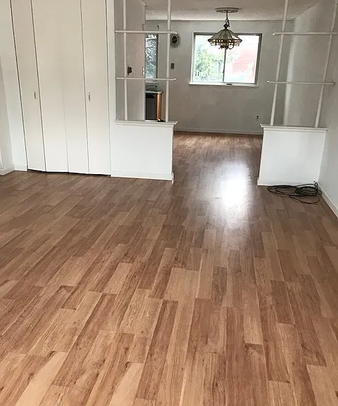 1222 W Oxford St — Photo 6