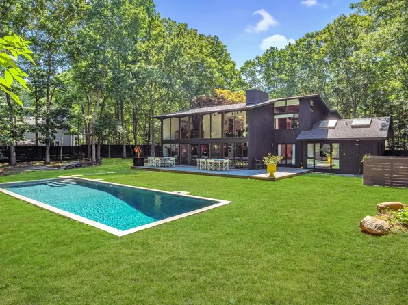 25 Great Circle Dr, Shelter Island, NY 11964