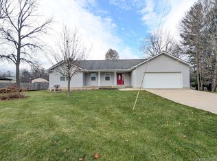 6185 N Vassar Rd, Flint, MI 48506