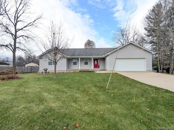 6185 N Vassar Rd, Flint, MI 48506