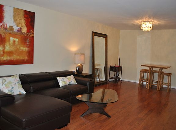 5th image of 701 Forum Sq Unit 307