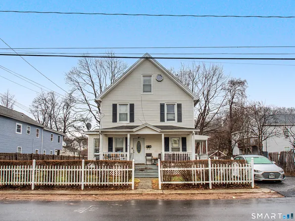 68 Rowan Street, Danbury, CT 06810