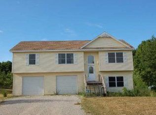 9926 Ranchero Hills Dr, Manton, MI 49663