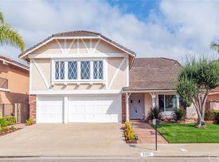 9861 Oceancrest Dr, Huntington Beach, CA 92646