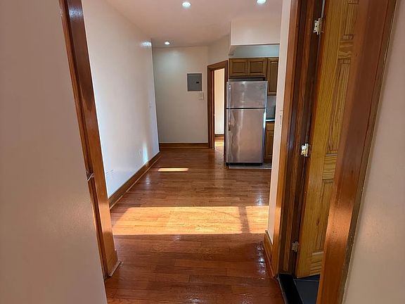 3rd image of 701 Avenue C #B1