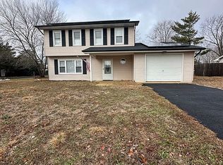 301 6th St, Waretown, NJ 08758