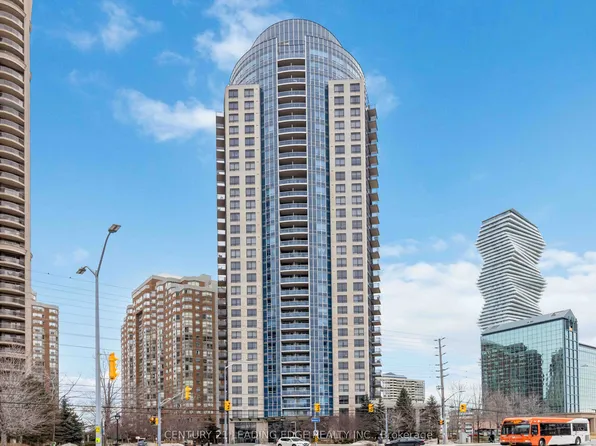 330 Burnhamthorpe Rd W, Mississauga, ON