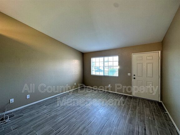 2nd image of 15580 Avenida Ramada
