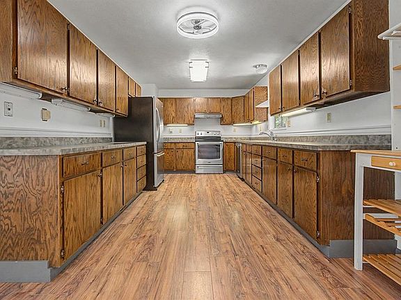 4th image of 1227 Sherwood Drive