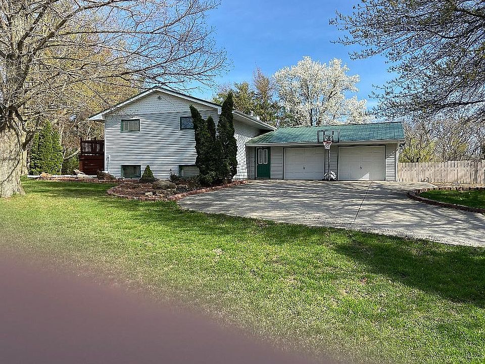 1st image of 489 County Road 2570 E