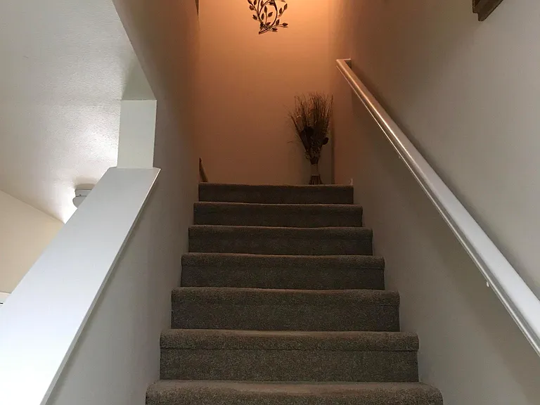NW Arroyo Pl — Photo 5