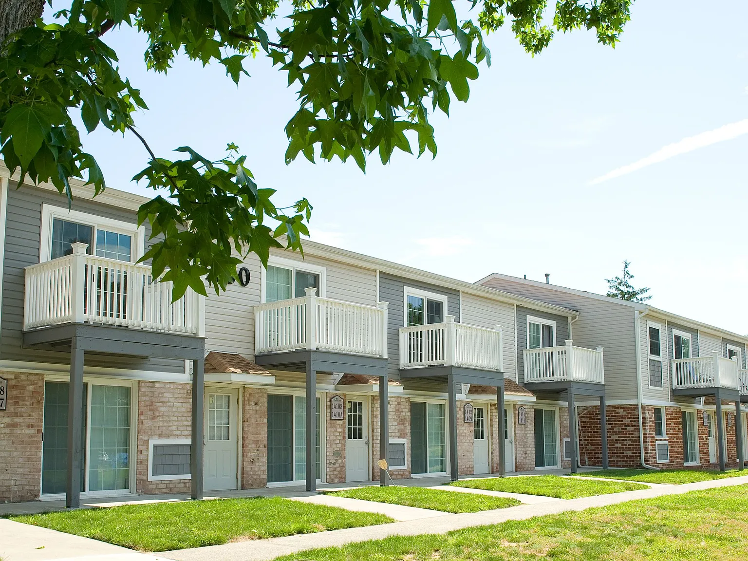 Chestnut Lane Apartments — Photo 4