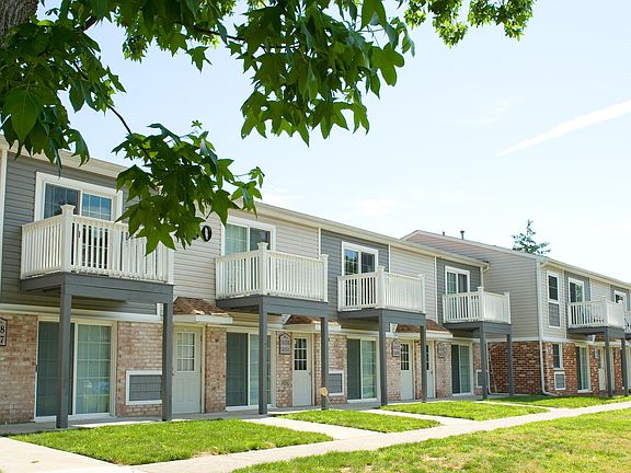 Chestnut Lane Apartments