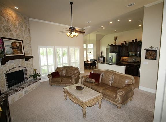 4th image of 1903 Durance Ct