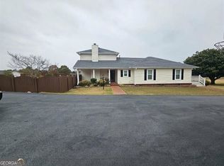 1505 Old Loganville Rd, Loganville, GA 30052