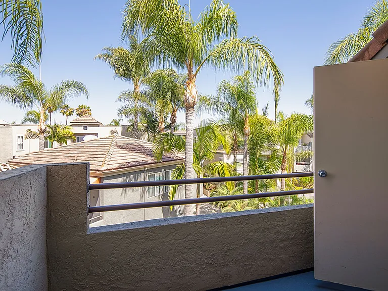 Mission Pacific Apartments — Photo 56
