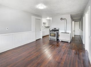107-111 Smith St, Putnam, CT 06260