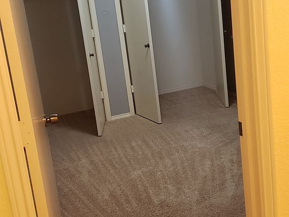 5th image of 1031 Stewart Ave