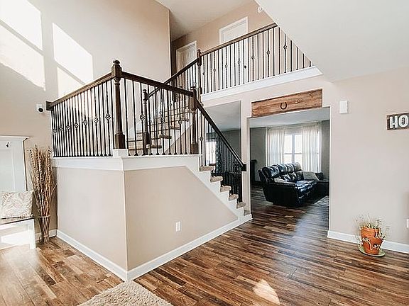 2nd image of 1861 Willow Brook Dr